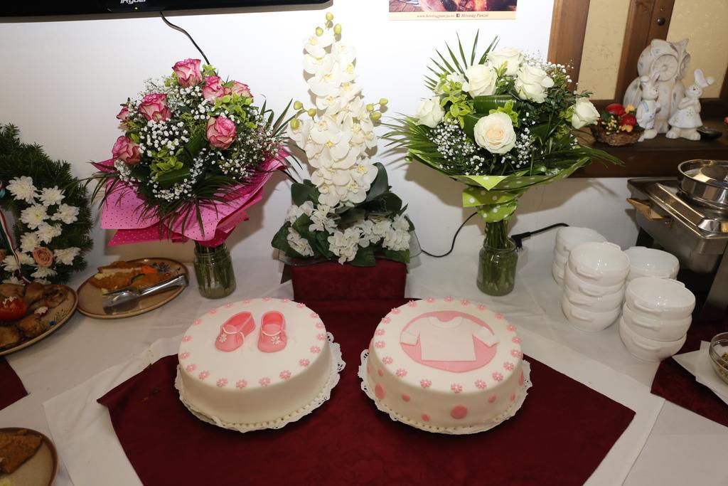 Hovirag Panzio Hotel Borzont Luaran gambar