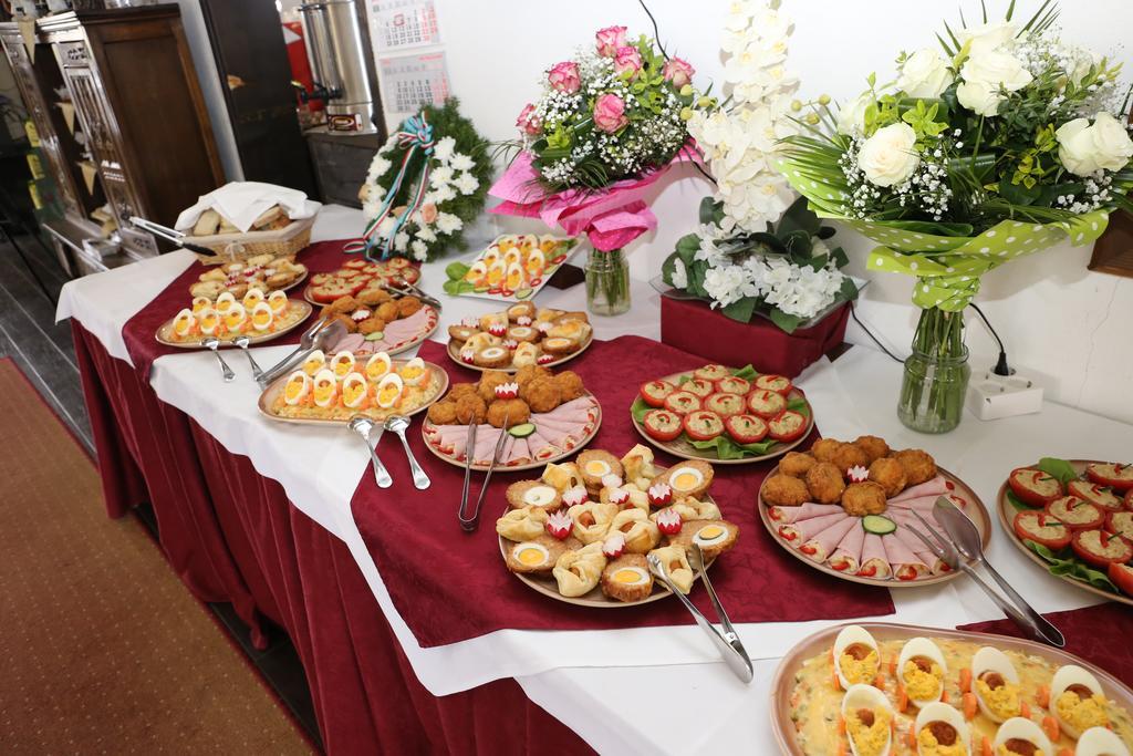 Hovirag Panzio Hotel Borzont Luaran gambar